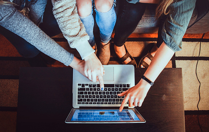 Service desk e help desk: conceito, diferença + dicas importantes de uso